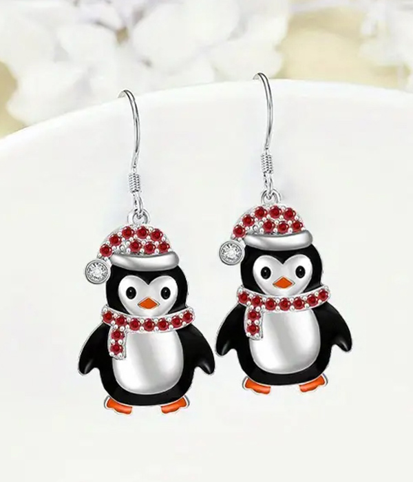 Christmas theme penguin earring