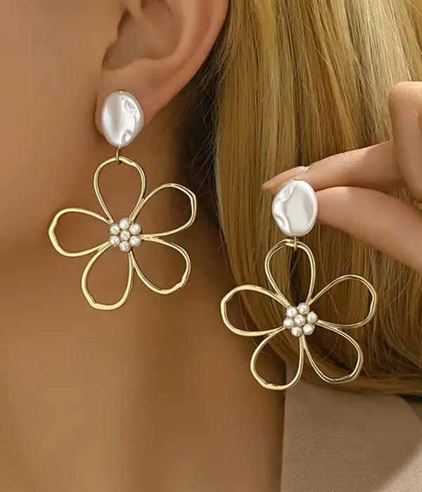 Retro wire flower earring