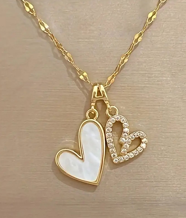 Double heart pendant necklace