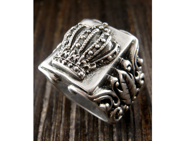 Mens stainless steel ring - crown