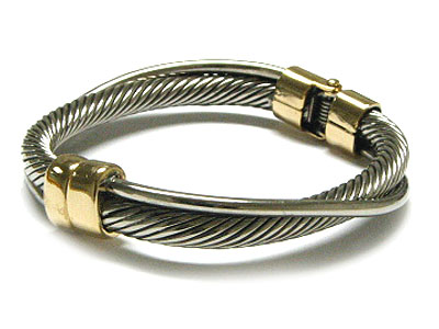 Double swirl cable hinge bracelet