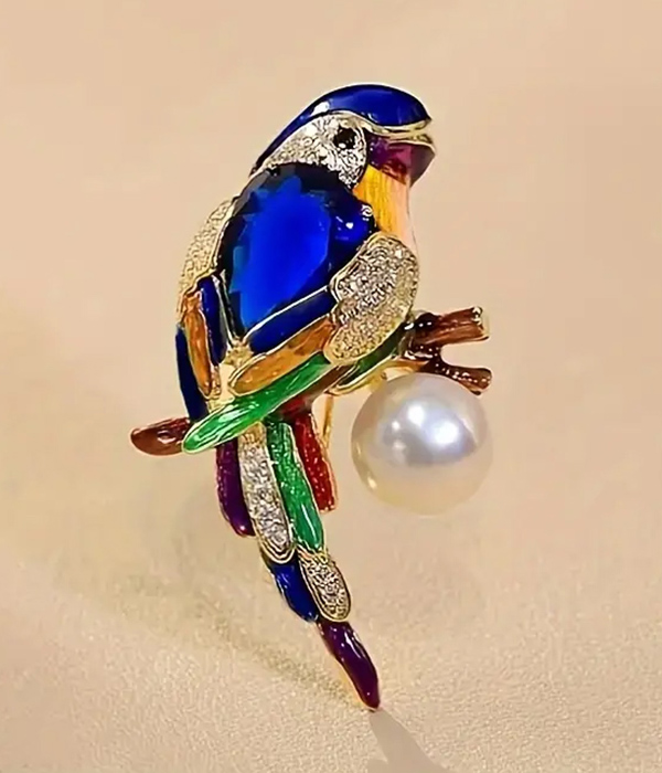 Rhinestone and pearl parrot bird brooch