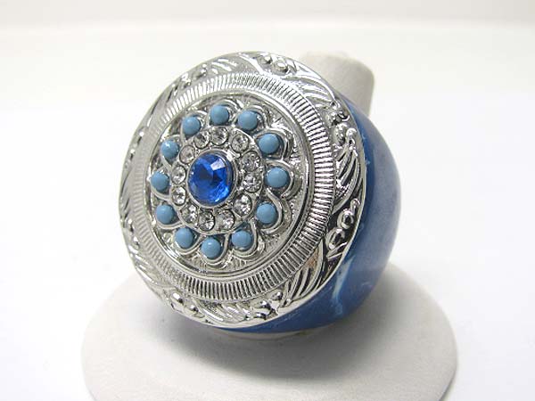 Crystal and beads deco round texturee metal formica ring