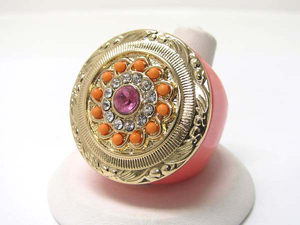 Crystal and beads deco round texturee metal formica ring