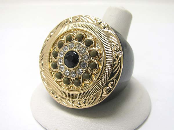 Crystal and beads deco round texturee metal formica ring