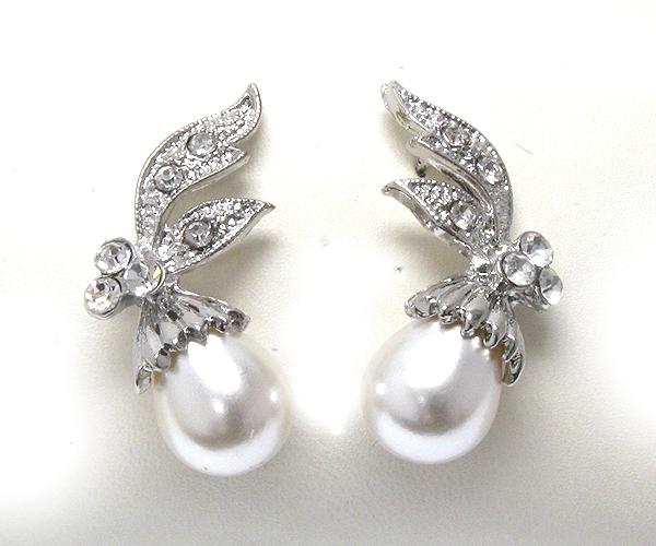 Crystal leaf with pearl stud earring