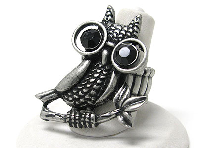 Crystal stud antique metal owl stretch ring