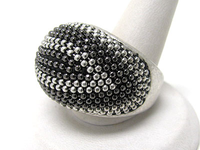 Metal ball deco fashion ring