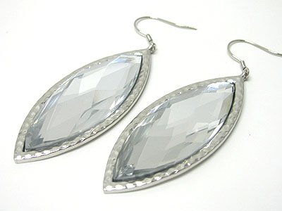 Facet larde facet leaf shape earring