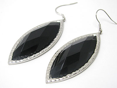 Facet larde facet leaf shape earring