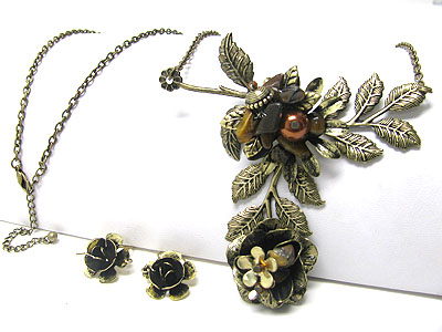 Metal filigree flower and leaves link long chain neckalce set