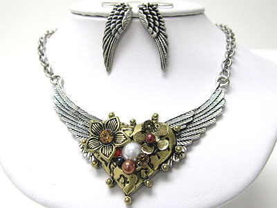 Flower deco heart and wing necklace set