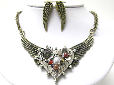 Flower deco heart and wing necklace set