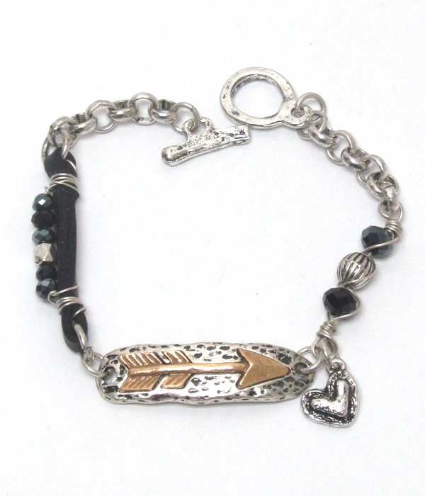 Handmade arrow and heart charm toggle bracelet