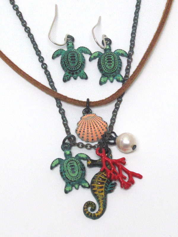 Sealife charm pendant double layer necklace set