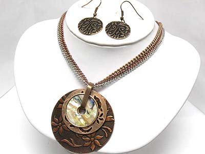 Metal filigree and abalne disk layer necklace and earring set