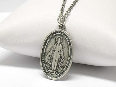 Antique style mother mary pendant necklace