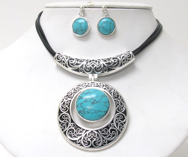 Natural stone and textured casting metal necklace earring set