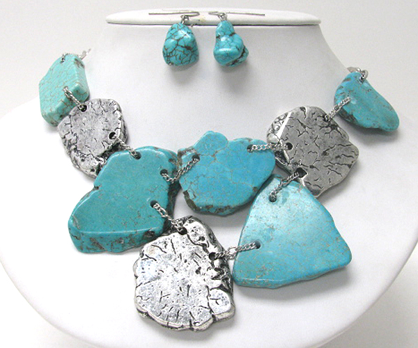 Natural shape flat turquoise stone and metal link necklace earring set