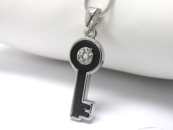 Made in korea whitegold plating crystal and onyx acryl deco key pendant necklace