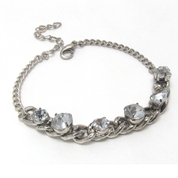 Crystal accent on chain bracelet