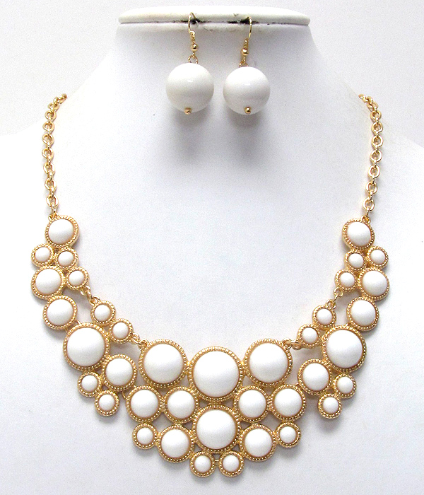 Multi size acrylic puffy round bubble bib style neckalce earring set