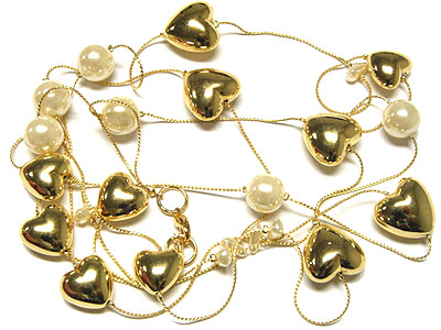 Pearl beads and metal heart long necklace