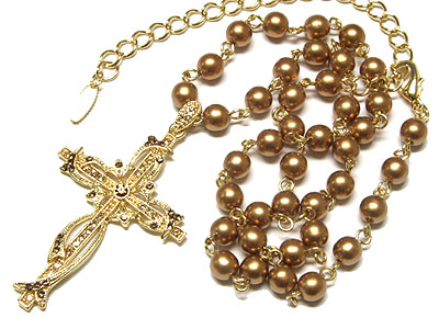 Crystal cross charm and pearl string necklace