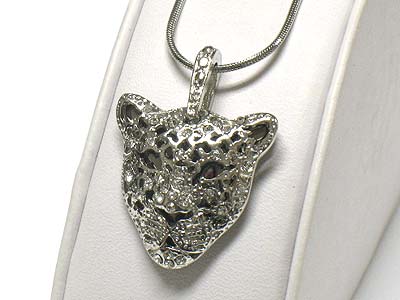 Crystal stud detailed filigree tiger pendant necklace