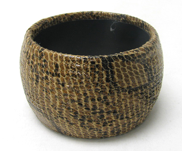 Animal print skin cover large bangle bracelet