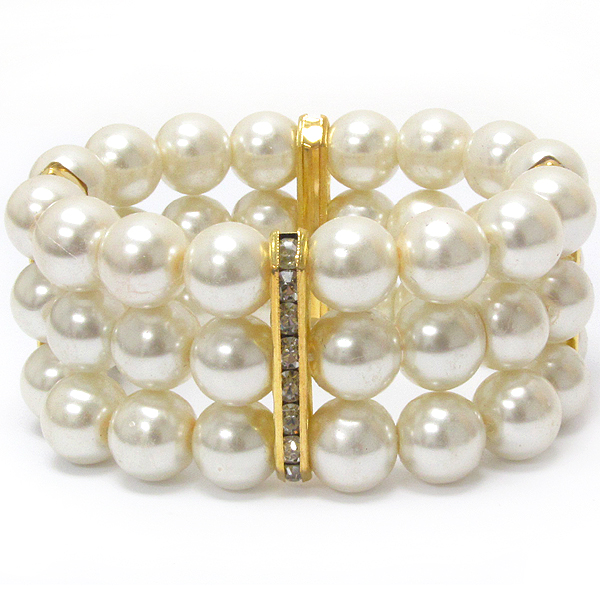 Crystal and 3 layer pearl stretch bracelet