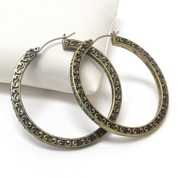 Designer side pattern hoop earring