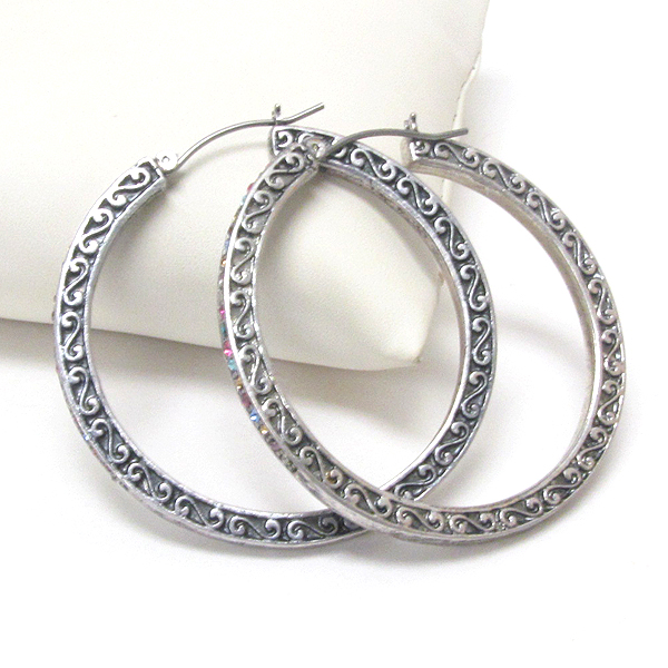 Designer side pattern hoop earring