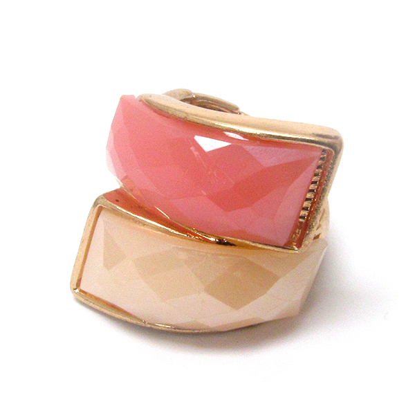 Double facet stone stretch cocktail ring