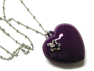 Acryl puffy heart neckalce - fleur de lis deco