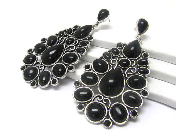 Black stone deco earring