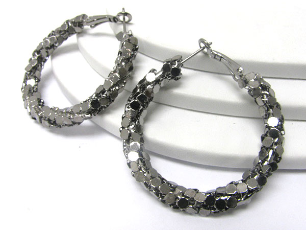 Metal small disk hoop earring - hoops