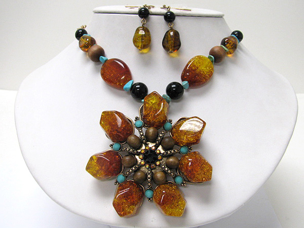 Crystal stone woods mixed chunky flower medallion necklace earring set