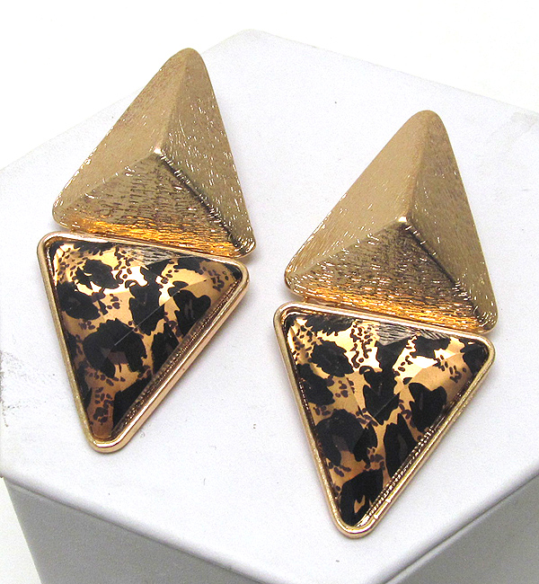 Leopard pattern coneted two triangle shape earring