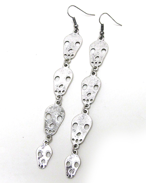 Multi metal scratch skull patern drop earring