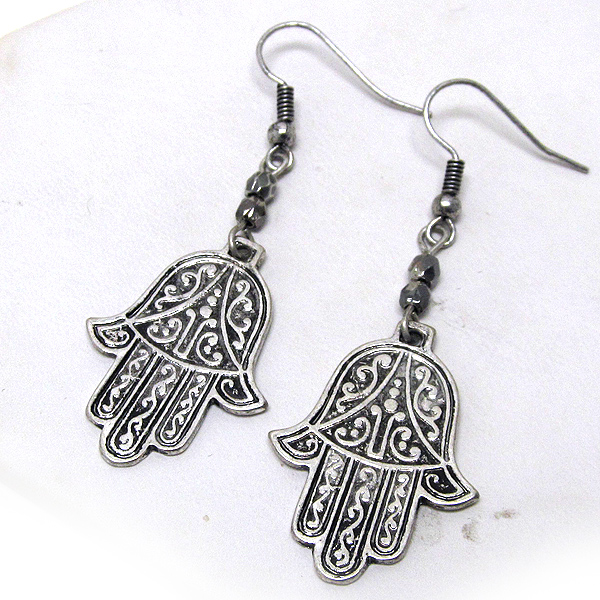 Metal textred hamsa drop earring 