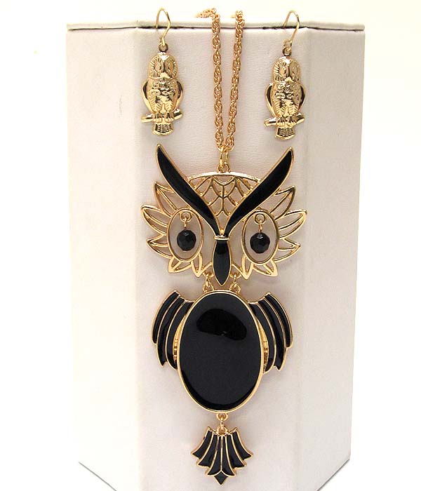 Crystal and epoxy deco body owl pendant long necklace earring set