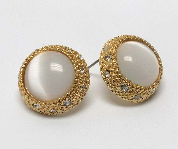 Textered metal crystal round acryl stone patern stud earring