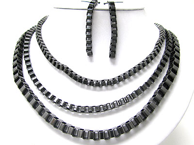 Triple row box chain necklace set