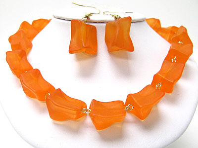 Acrylic ice cube nugget link necklace set