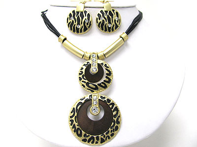 Crystal stud animal pattern wood and metal dual round disk drop metal tube and multi cord necklace set