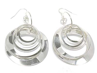 Multi size metal round ring drop earring