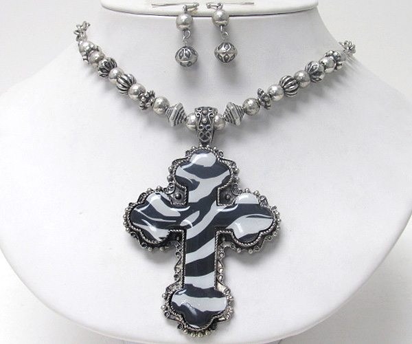 Animal print cross pendant necklace earring set