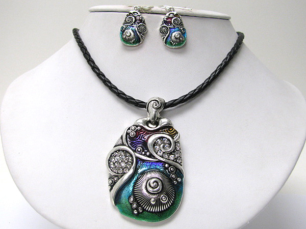 Crystal and enamel deco metal art deco pendant neckalce earring set