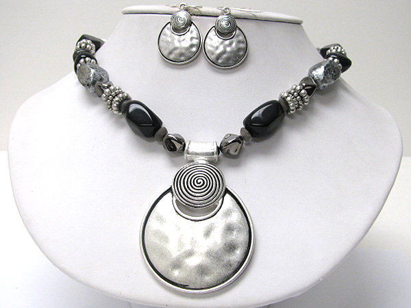 Ethnic style metal art round medallion and natural stone necklace earring set